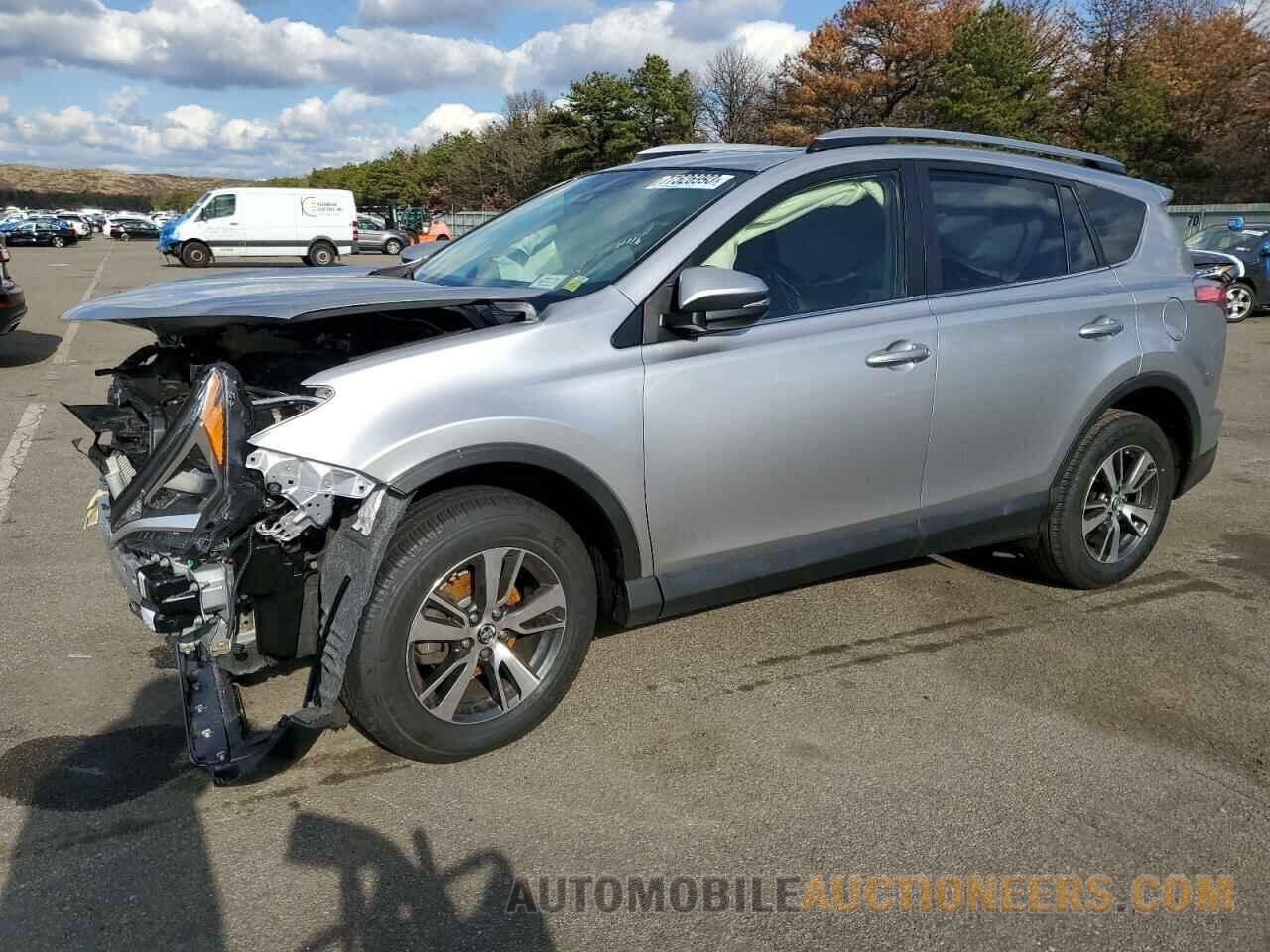 JTMRFREV3JJ215897 TOYOTA RAV4 2018