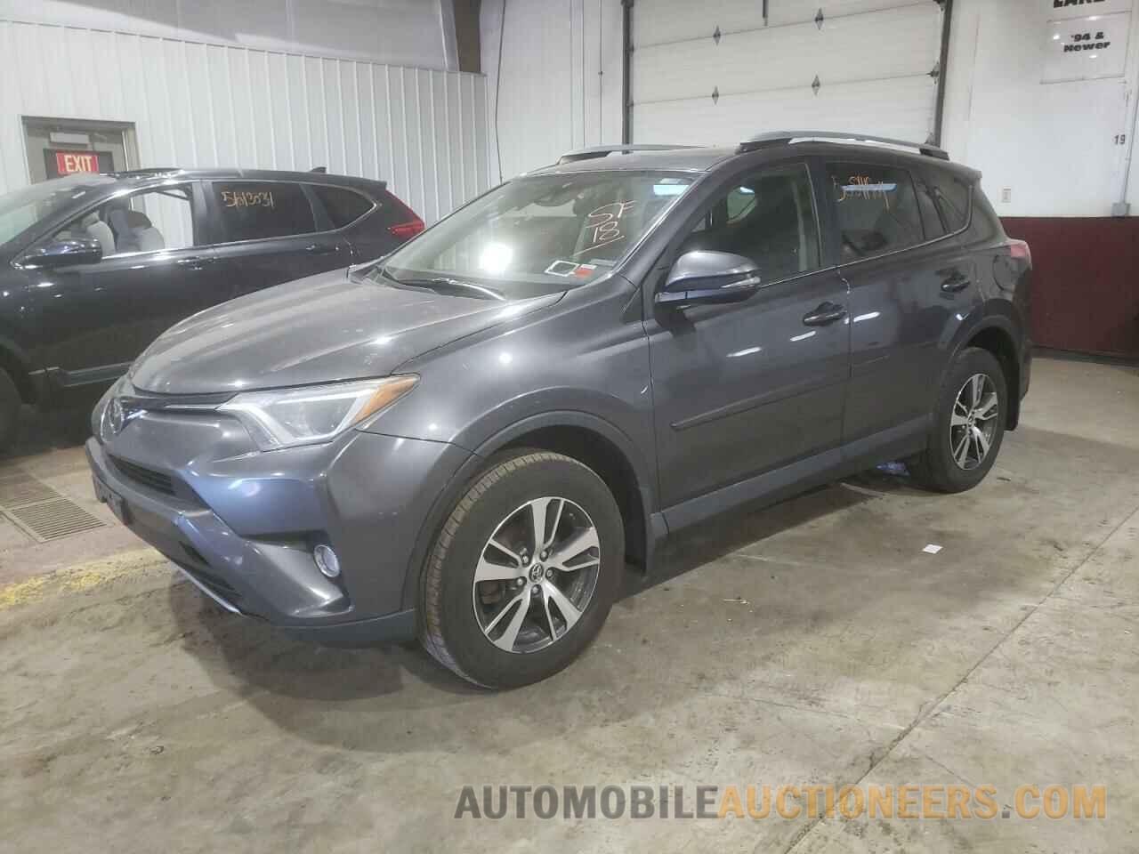 JTMRFREV3JJ222185 TOYOTA RAV4 2018