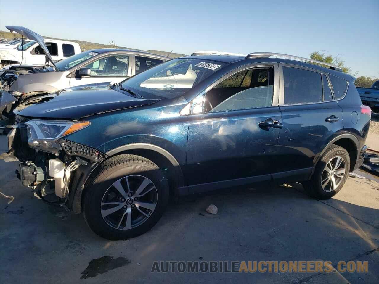 JTMRFREV3JJ253226 TOYOTA RAV4 2018