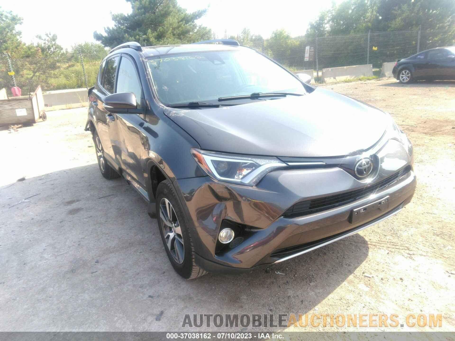 JTMRFREV3JJ260810 TOYOTA RAV4 2018