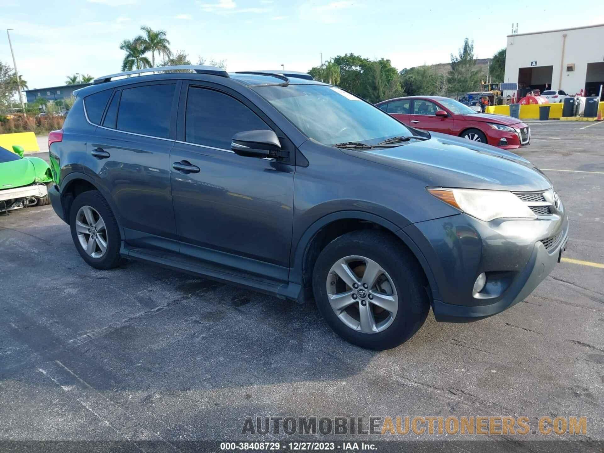 JTMRFREV4FD104085 TOYOTA RAV4 2015