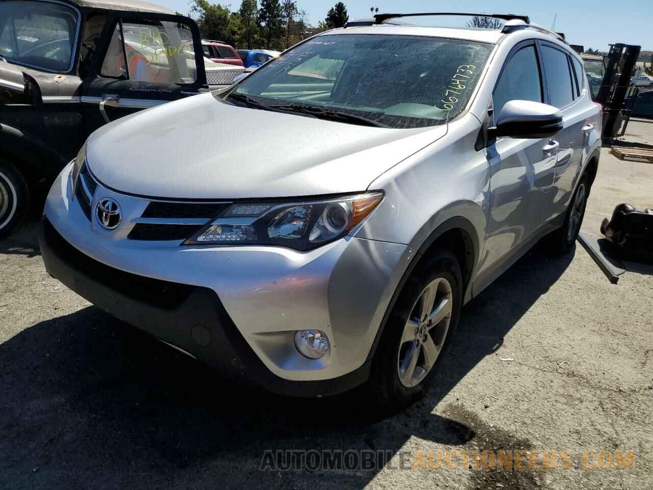 JTMRFREV4FD108802 TOYOTA RAV4 2015