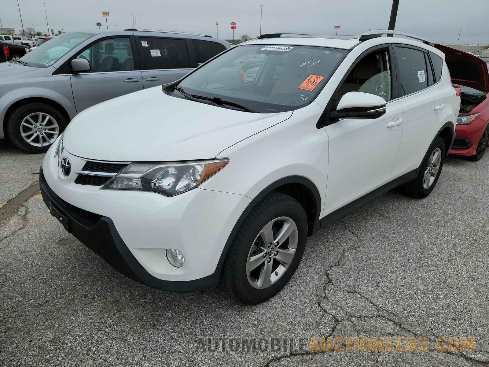 JTMRFREV4FD122604 Toyota RAV4 2015