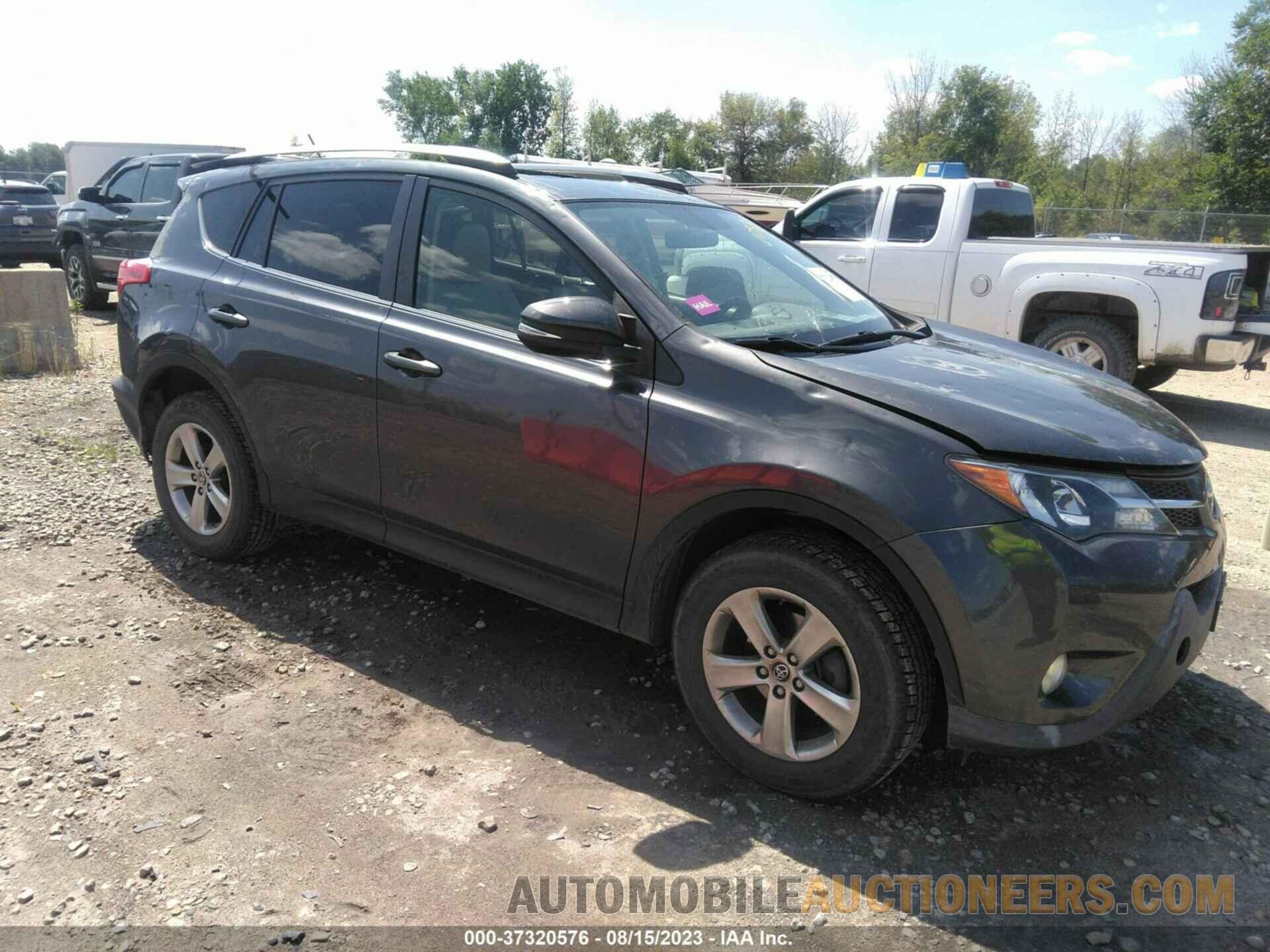 JTMRFREV4FJ018986 TOYOTA RAV4 2015