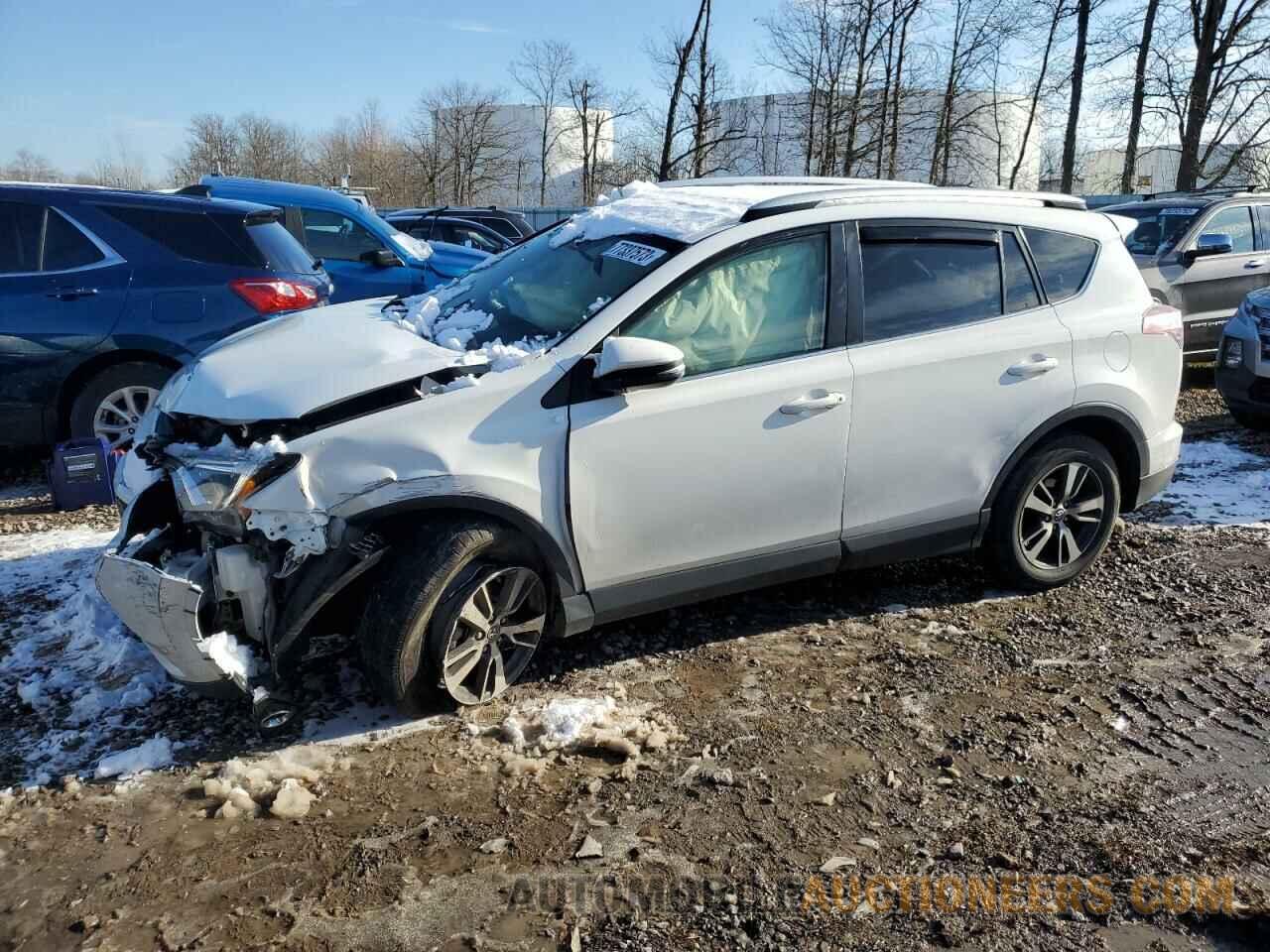 JTMRFREV4GJ059457 TOYOTA RAV4 2016