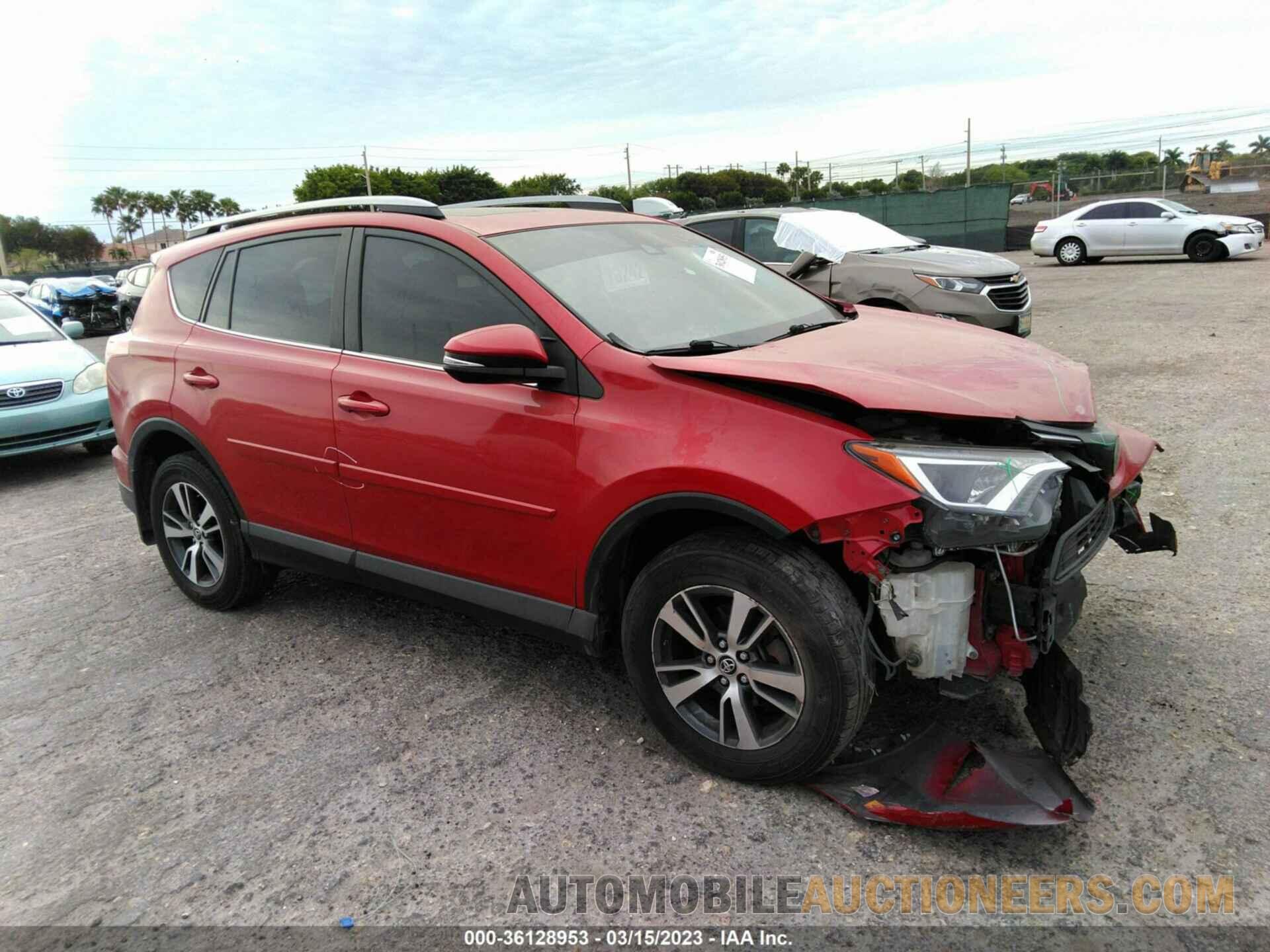 JTMRFREV4HJ140976 TOYOTA RAV4 2017