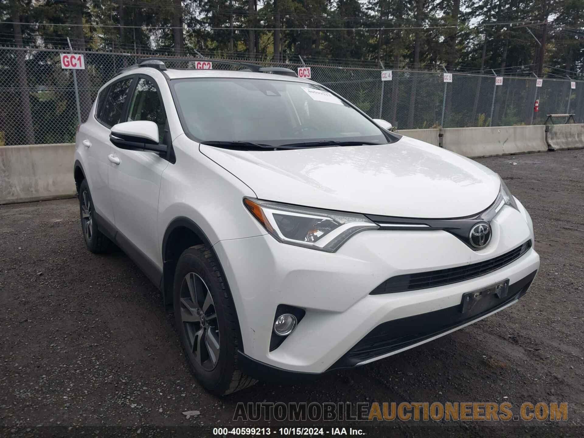 JTMRFREV4HJ141870 TOYOTA RAV4 2017