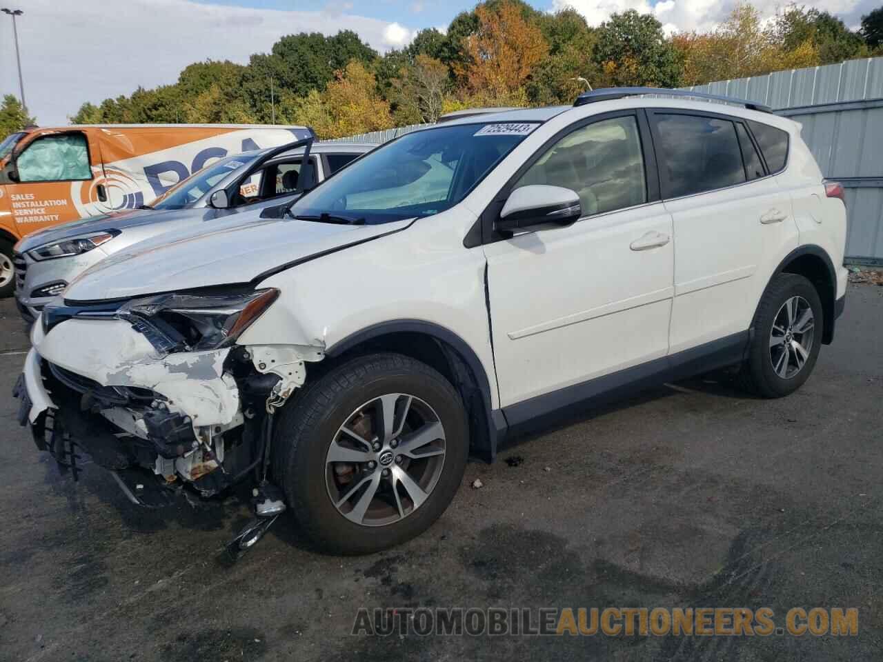 JTMRFREV4HJ146227 TOYOTA RAV4 2017