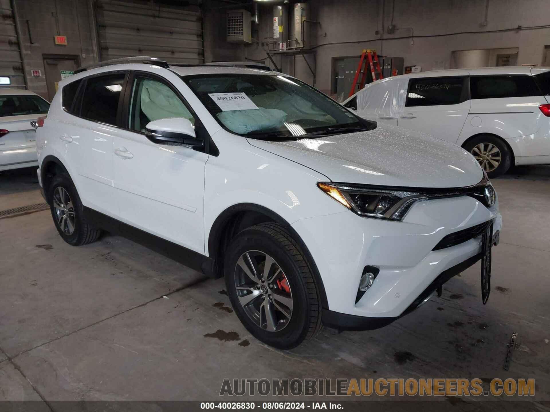 JTMRFREV4HJ160838 TOYOTA RAV4 2017