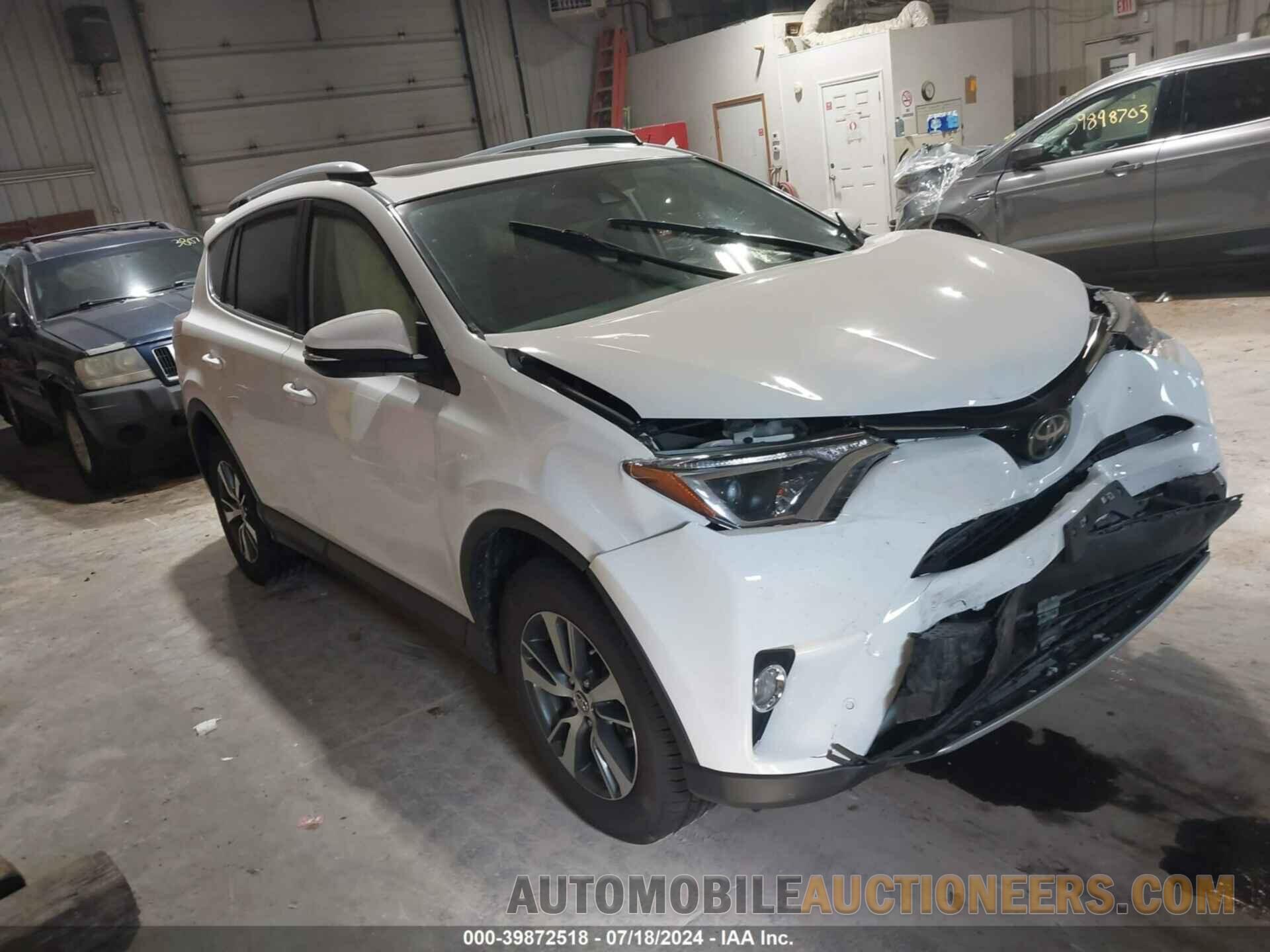 JTMRFREV4HJ171595 TOYOTA RAV4 2017