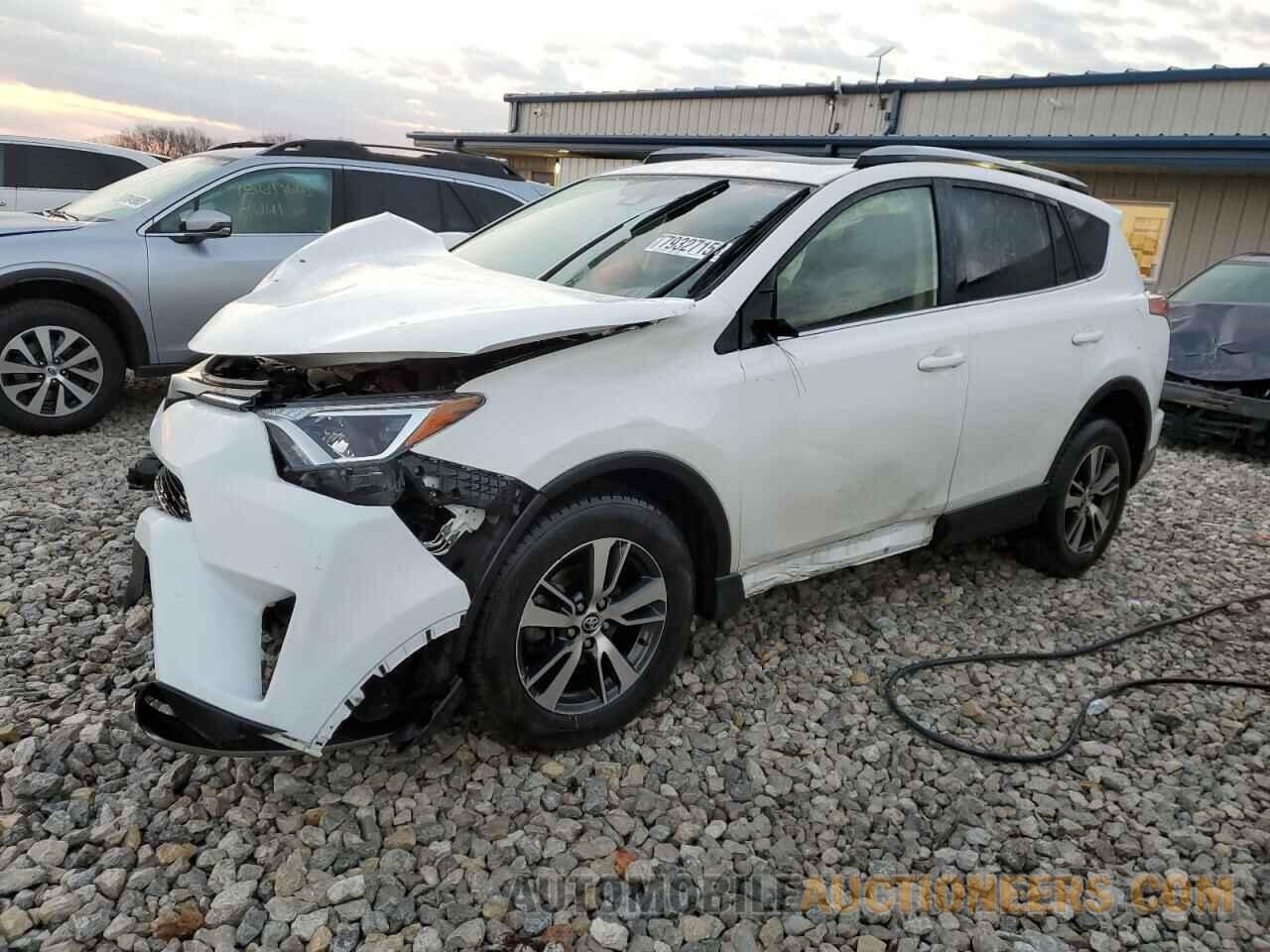 JTMRFREV4JD223053 TOYOTA RAV4 2018