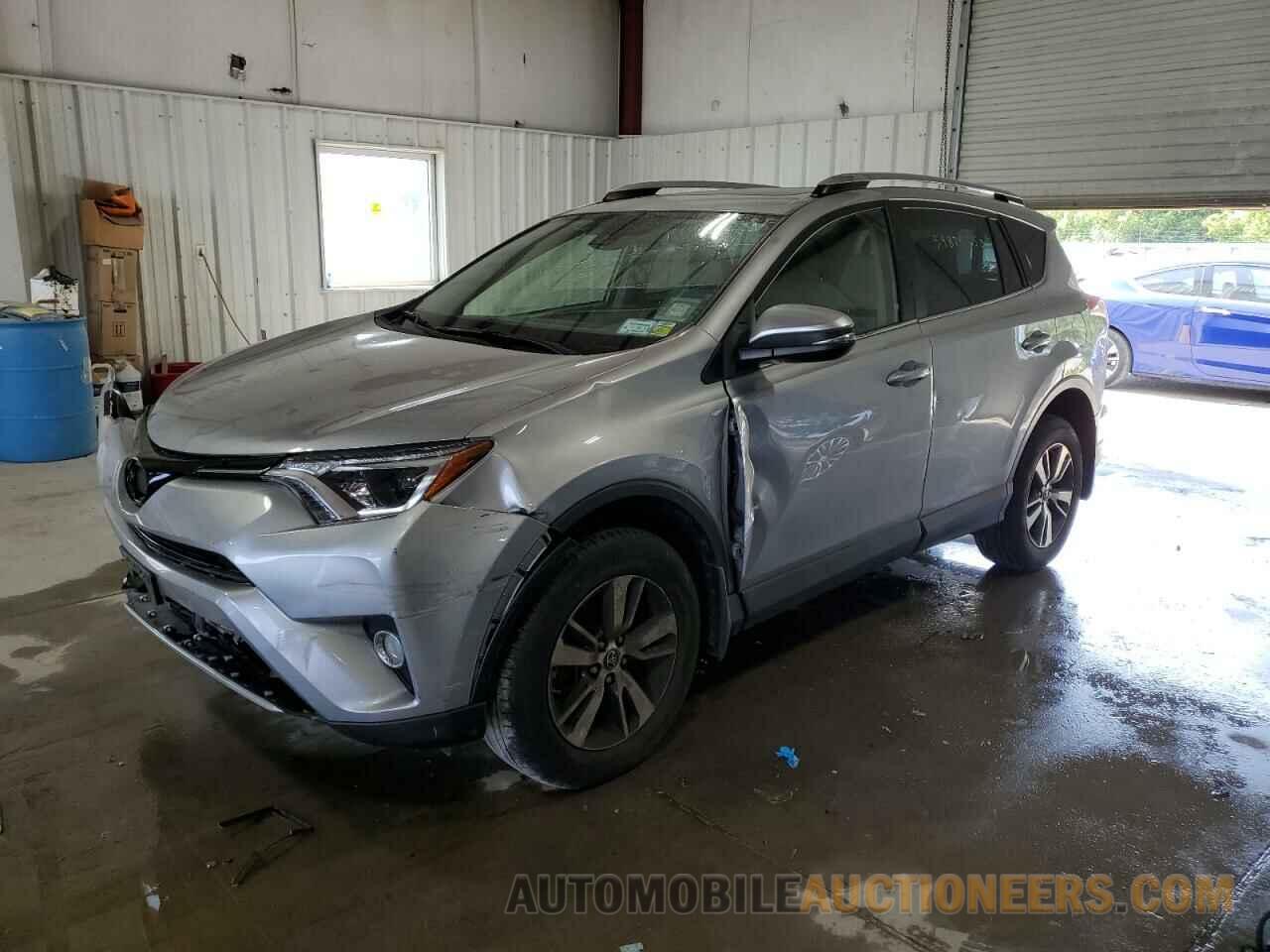 JTMRFREV4JD248065 TOYOTA RAV4 2018