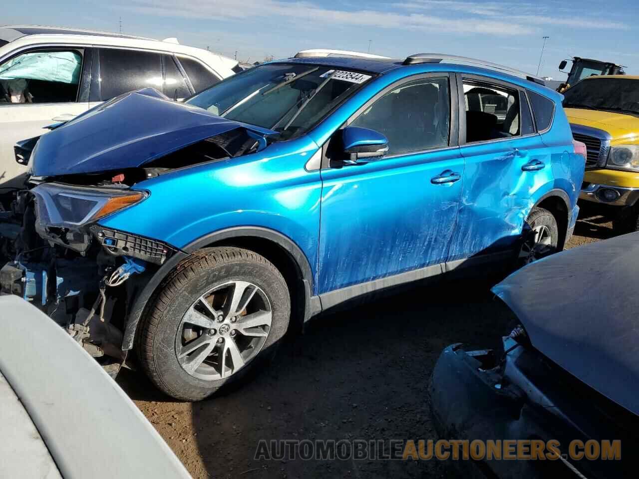 JTMRFREV4JJ245555 TOYOTA RAV4 2018