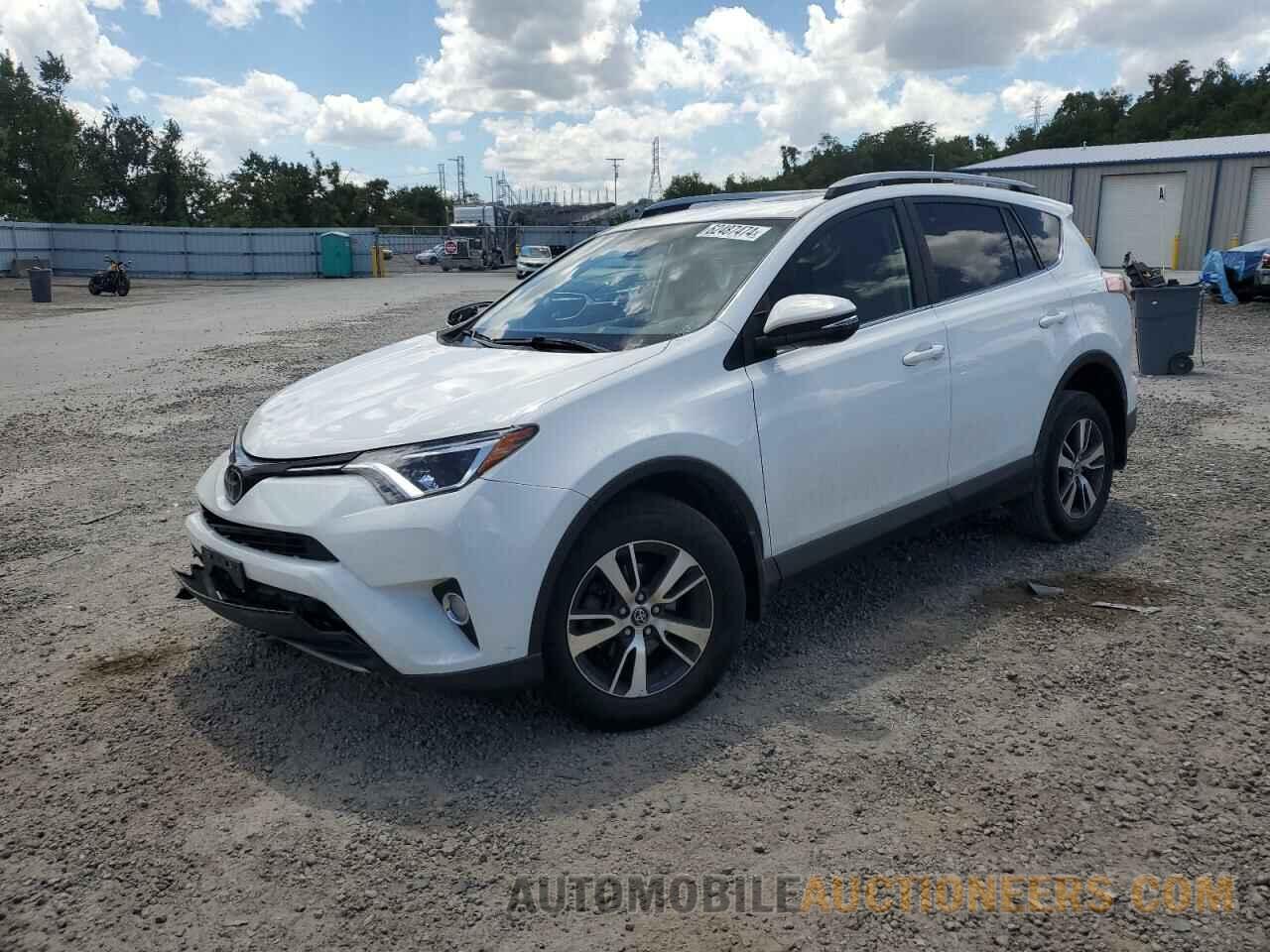 JTMRFREV4JJ732495 TOYOTA RAV4 2018