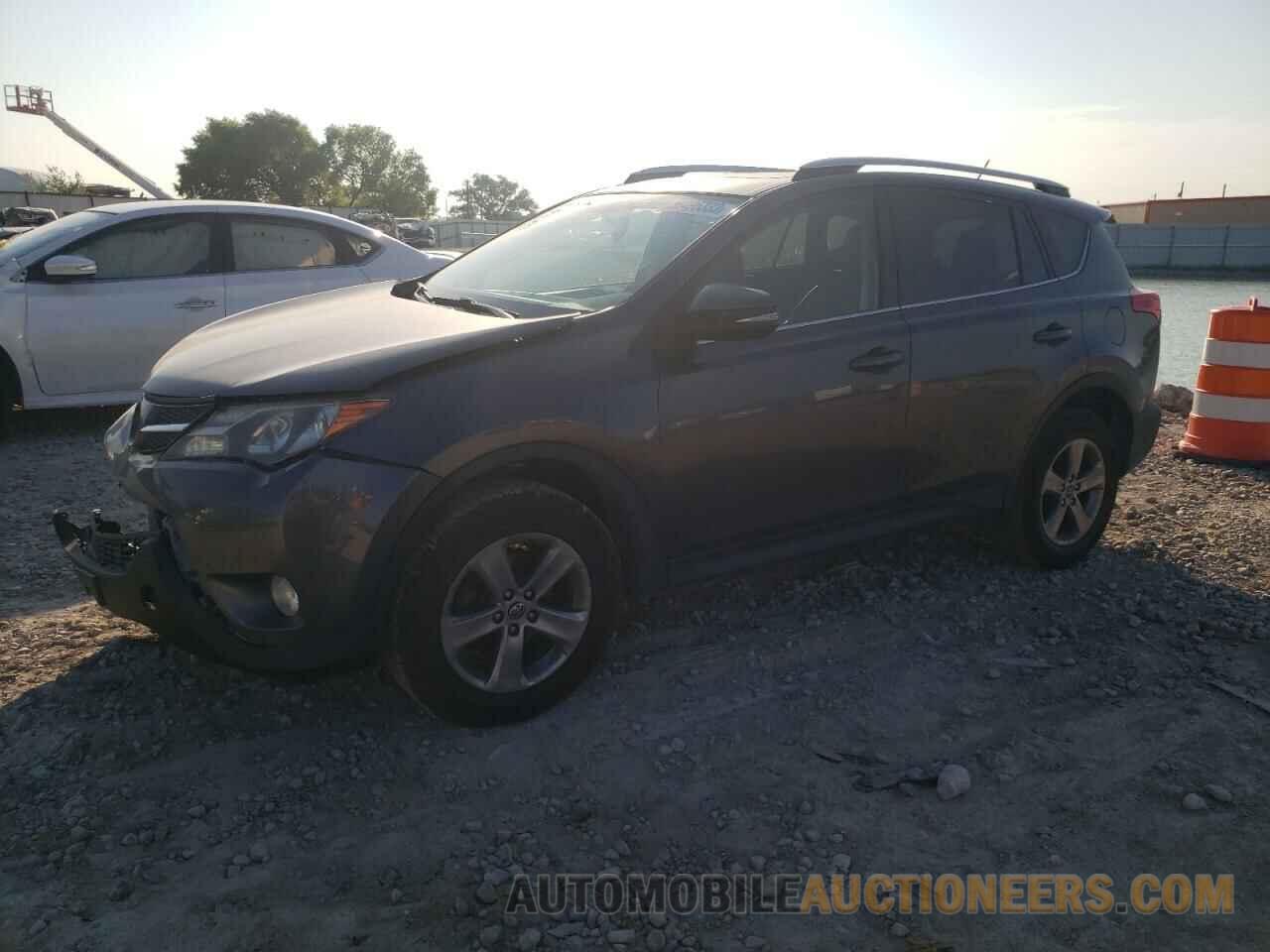 JTMRFREV5FD152906 TOYOTA RAV4 2015