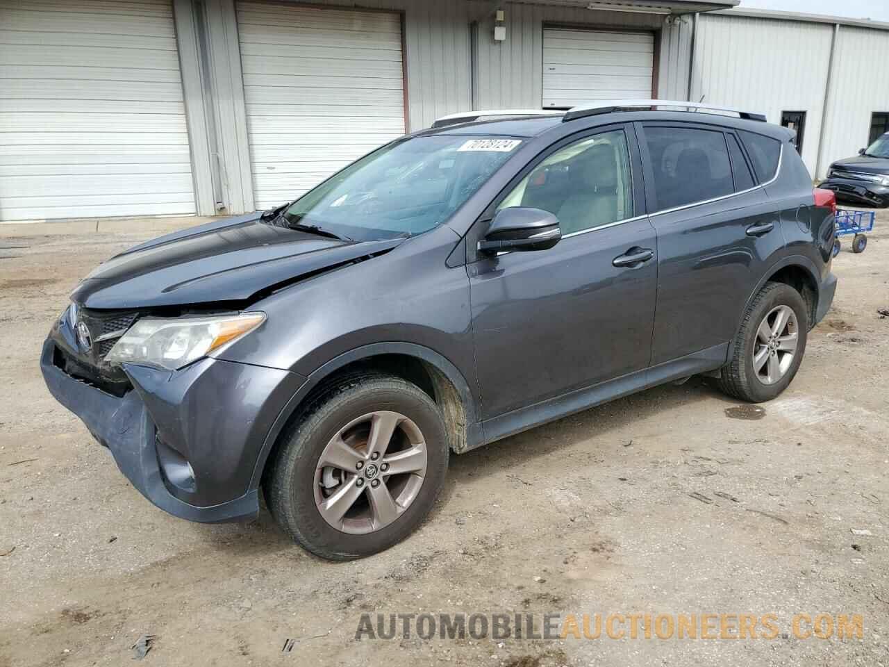 JTMRFREV5FJ015658 TOYOTA RAV4 2015