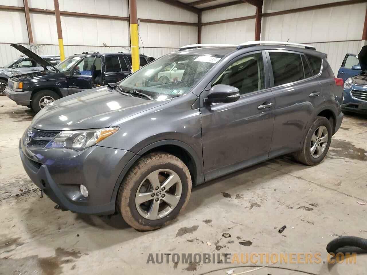 JTMRFREV5FJ035747 TOYOTA RAV4 2015