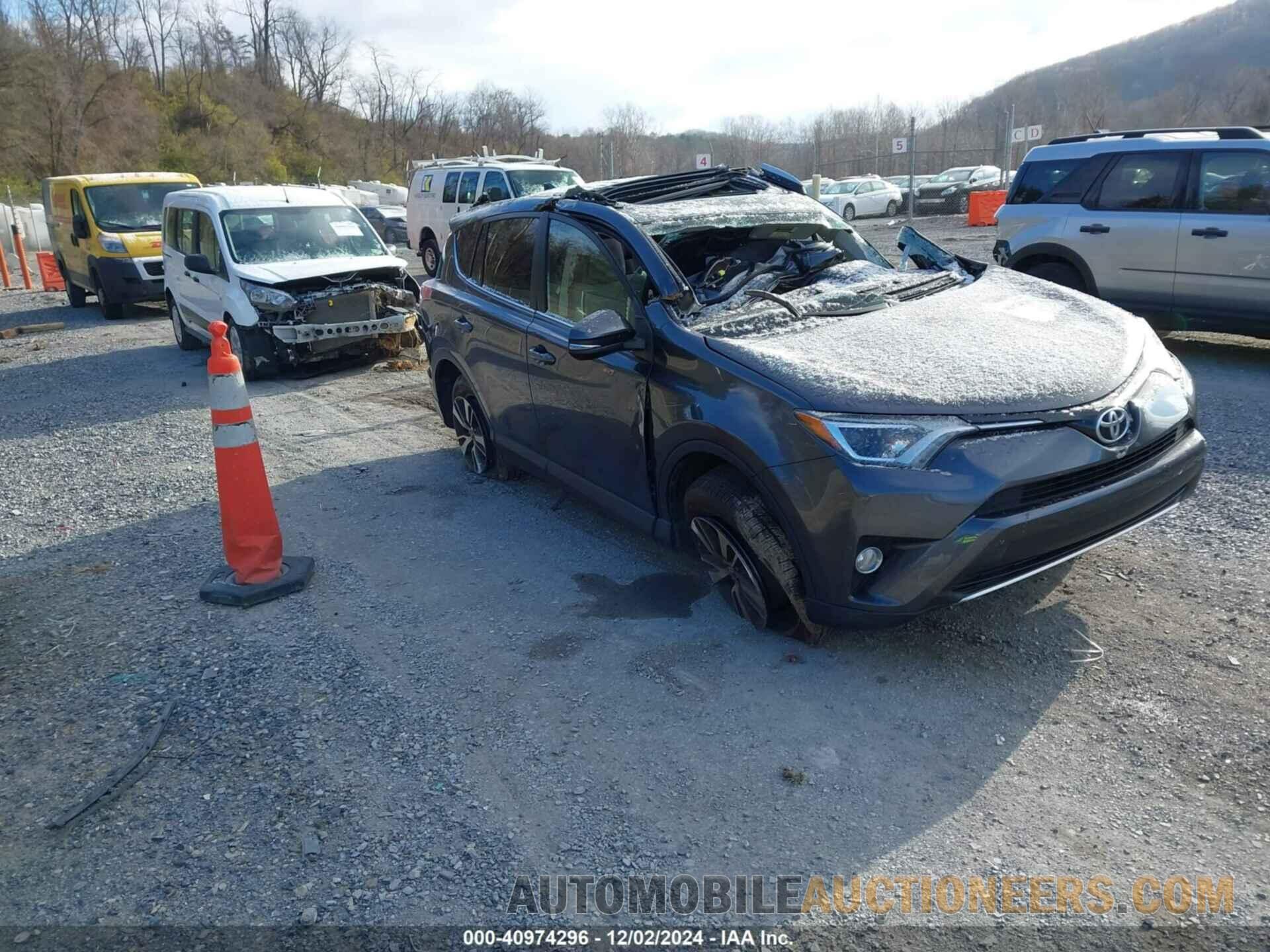 JTMRFREV5GJ079152 TOYOTA RAV4 2016