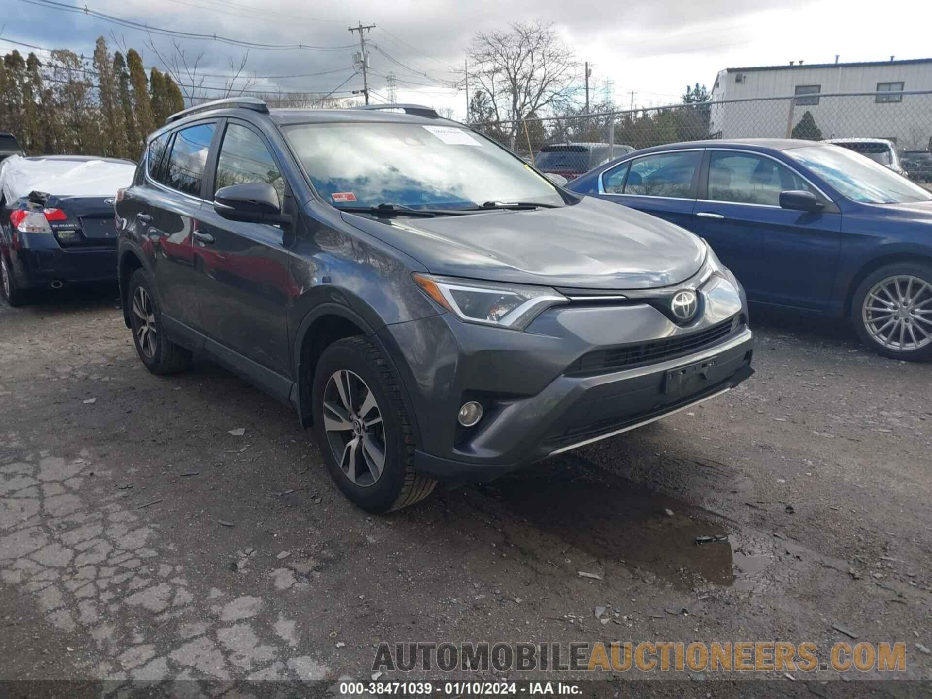 JTMRFREV5HD204912 TOYOTA RAV4 2017