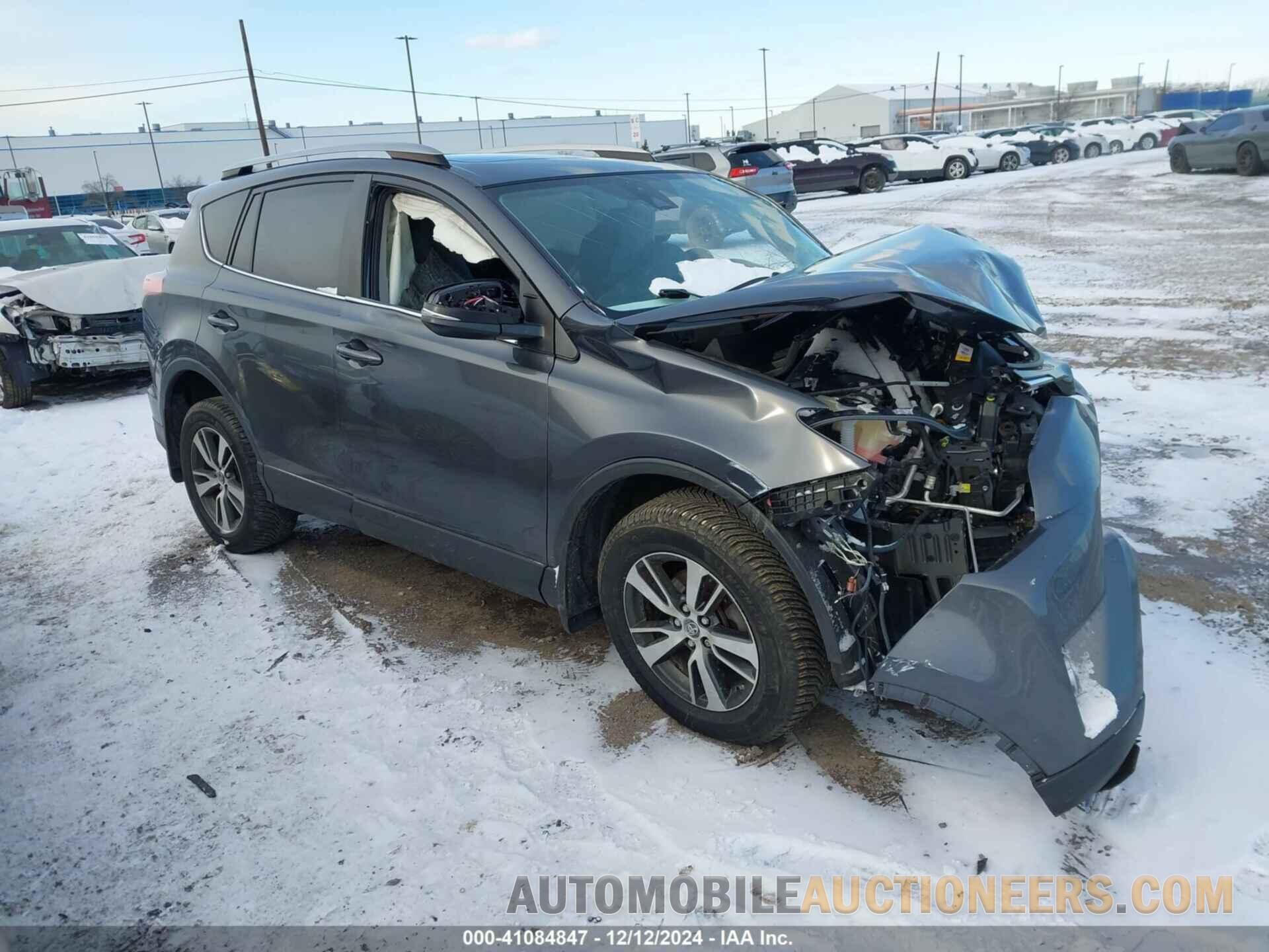 JTMRFREV5HD205283 TOYOTA RAV4 2017