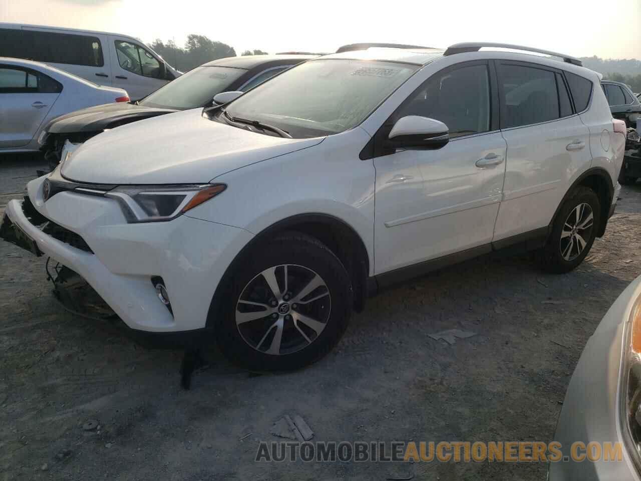 JTMRFREV5HD217210 TOYOTA RAV4 2017