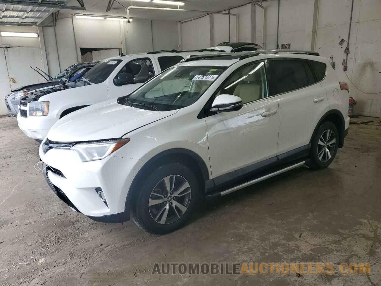 JTMRFREV5HJ117660 TOYOTA RAV4 2017