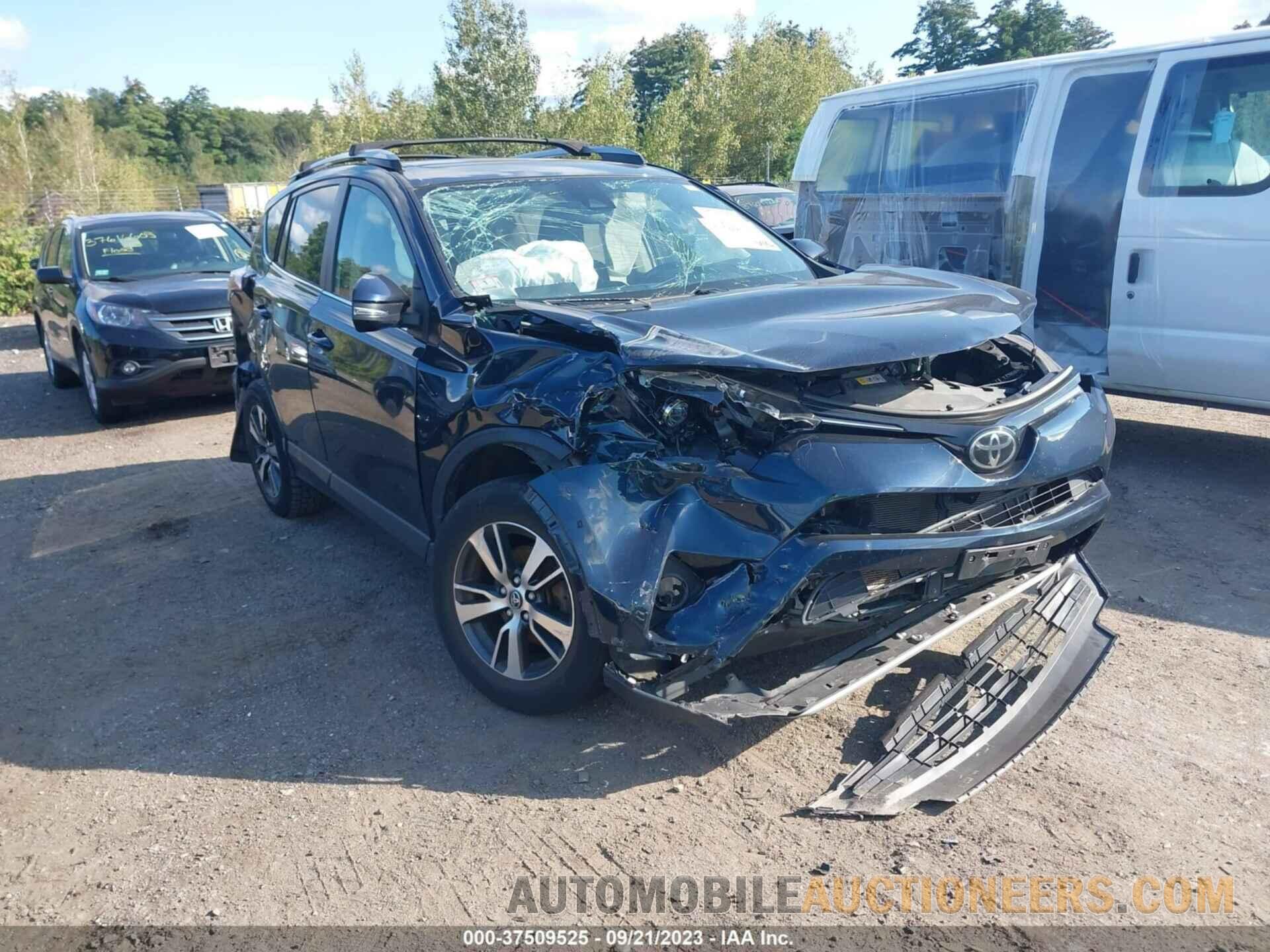 JTMRFREV5HJ166504 TOYOTA RAV4 2017