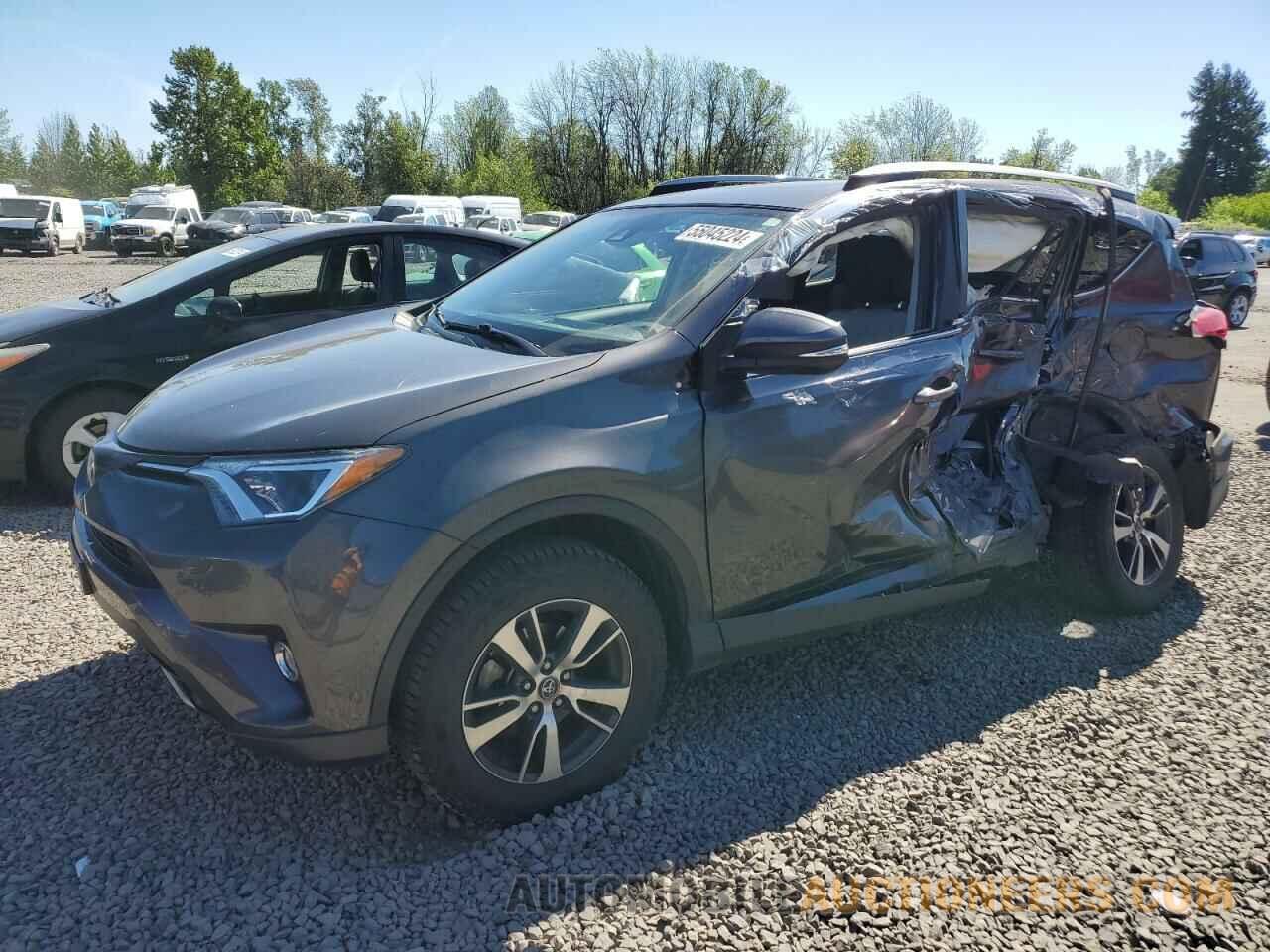 JTMRFREV5HJ169774 TOYOTA RAV4 2017