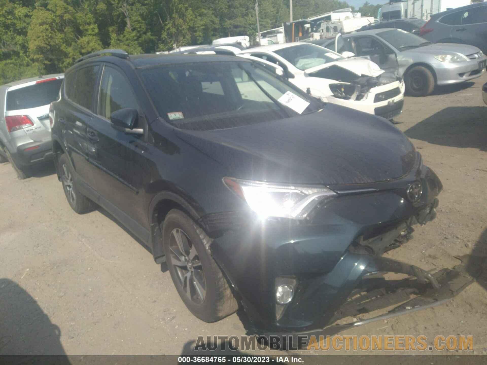 JTMRFREV5HJ173890 TOYOTA RAV4 2017