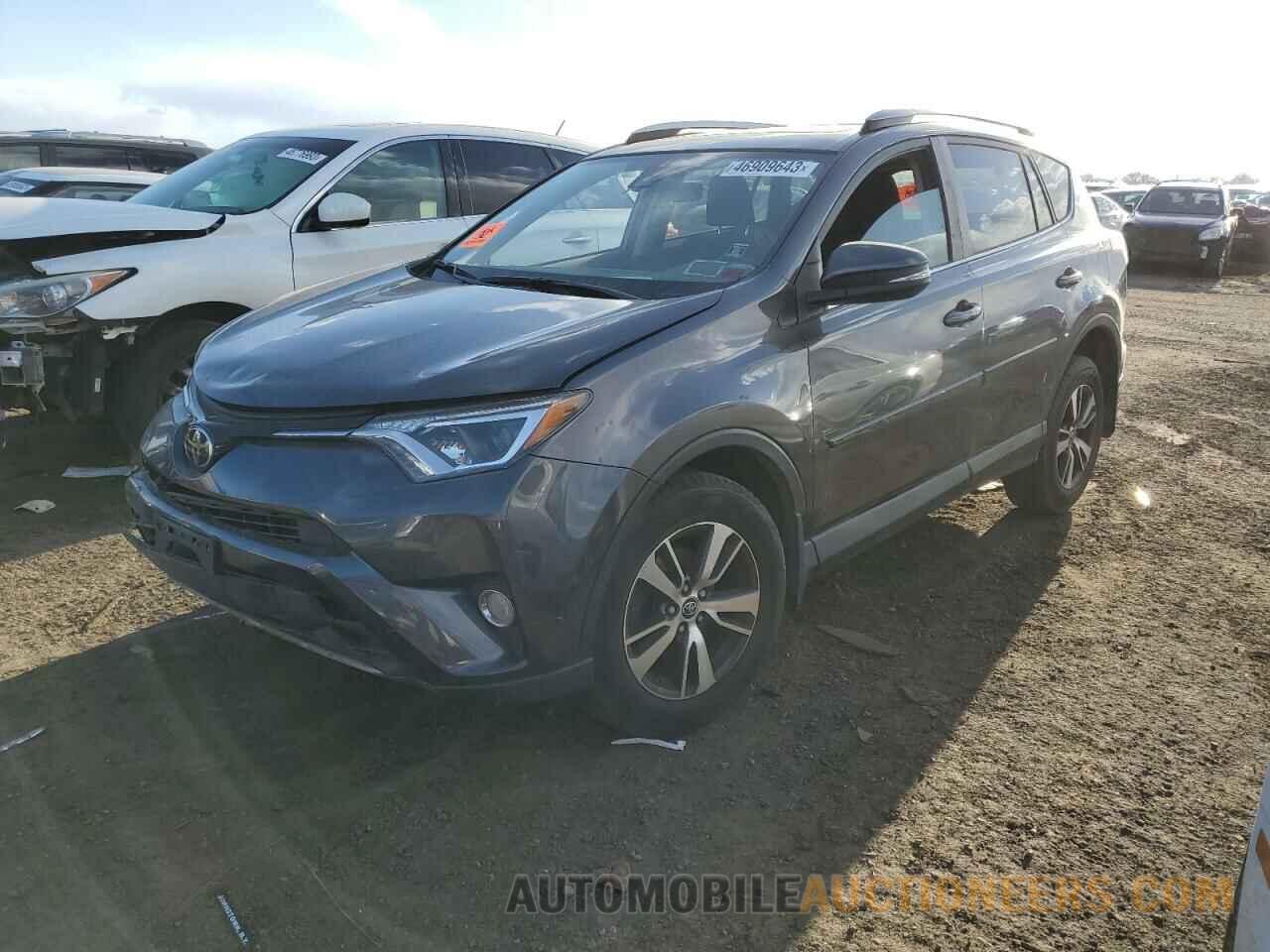 JTMRFREV5HJ716039 TOYOTA RAV4 2017