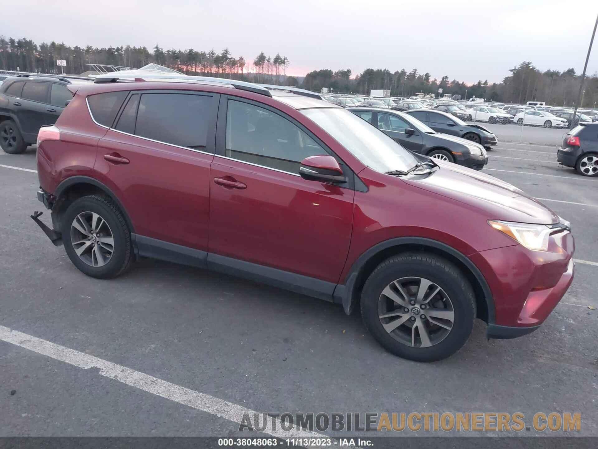 JTMRFREV5JD240573 TOYOTA RAV4 2018