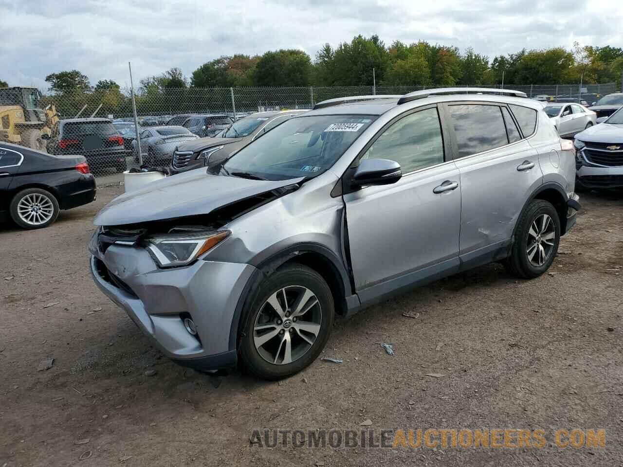 JTMRFREV5JD242890 TOYOTA RAV4 2018