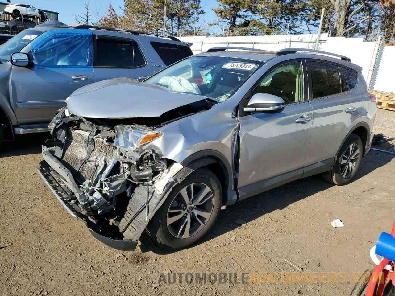 JTMRFREV5JJ192994 TOYOTA RAV4 2018