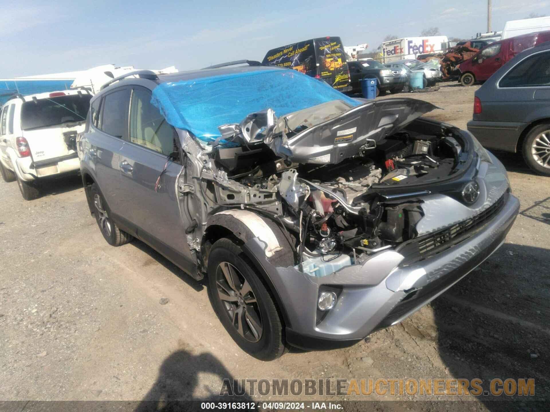 JTMRFREV5JJ193885 TOYOTA RAV4 2018