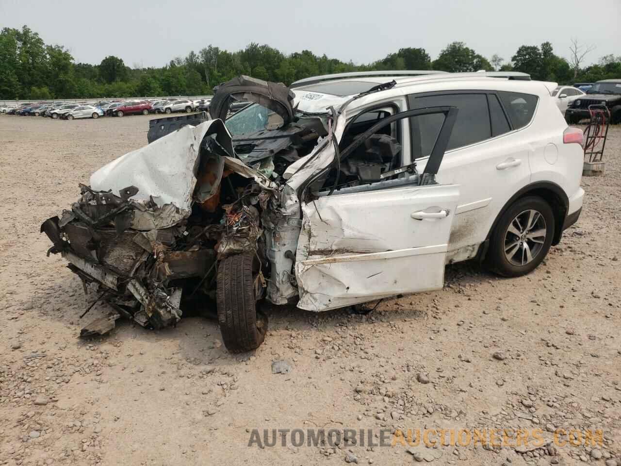 JTMRFREV5JJ240137 TOYOTA RAV4 2018