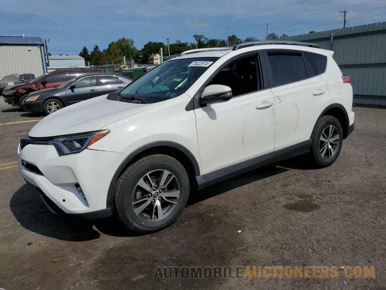 JTMRFREV5JJ717343 TOYOTA RAV4 2018