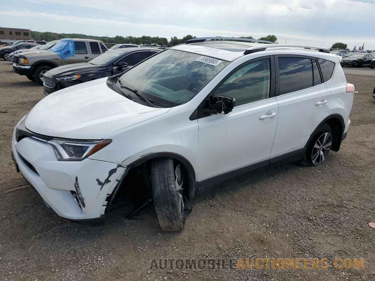 JTMRFREV5JJ722056 TOYOTA RAV4 2018