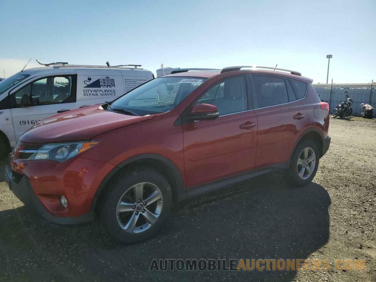 JTMRFREV6FD096670 TOYOTA RAV4 2015