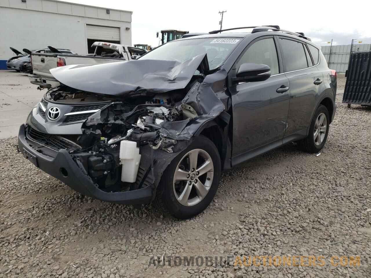 JTMRFREV6FD135600 TOYOTA RAV4 2015