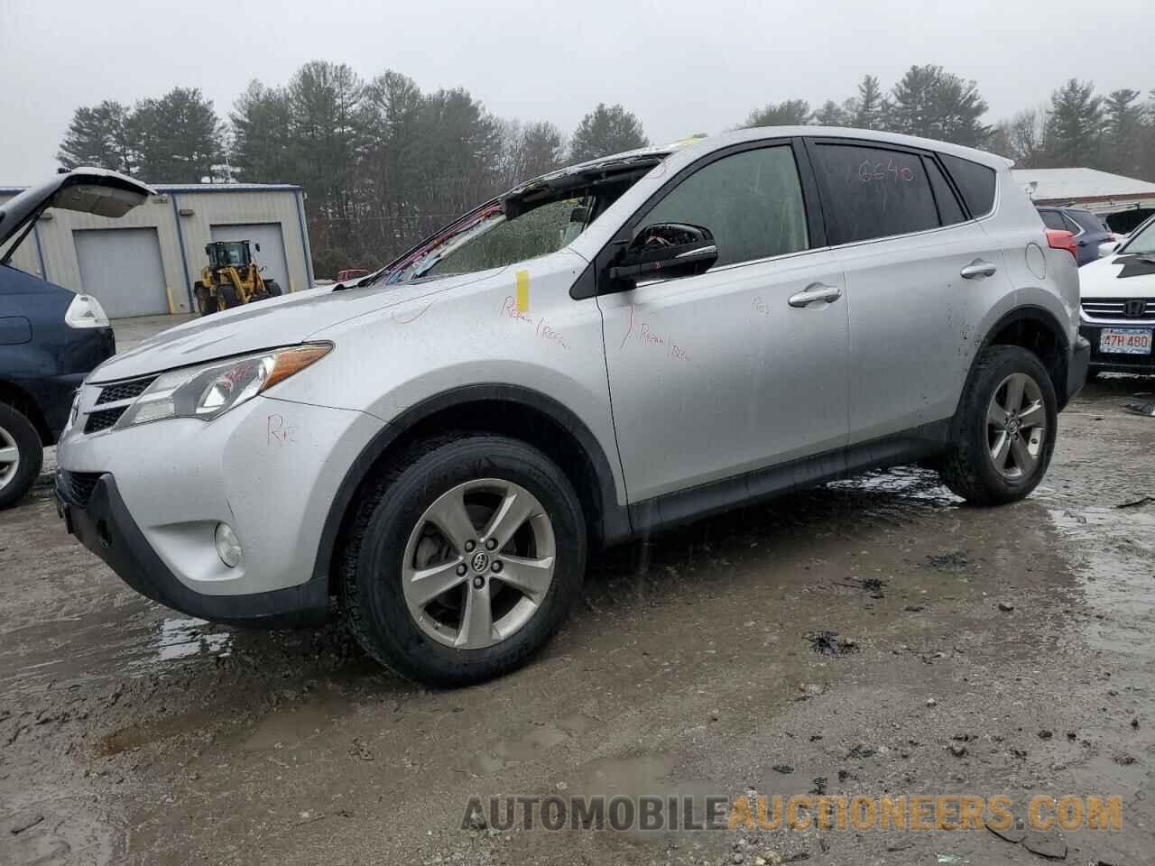 JTMRFREV6FJ040052 TOYOTA RAV4 2015