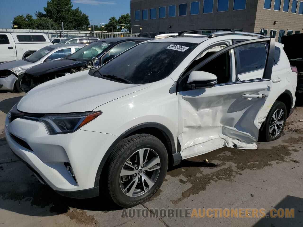 JTMRFREV6GJ090659 TOYOTA RAV4 2016