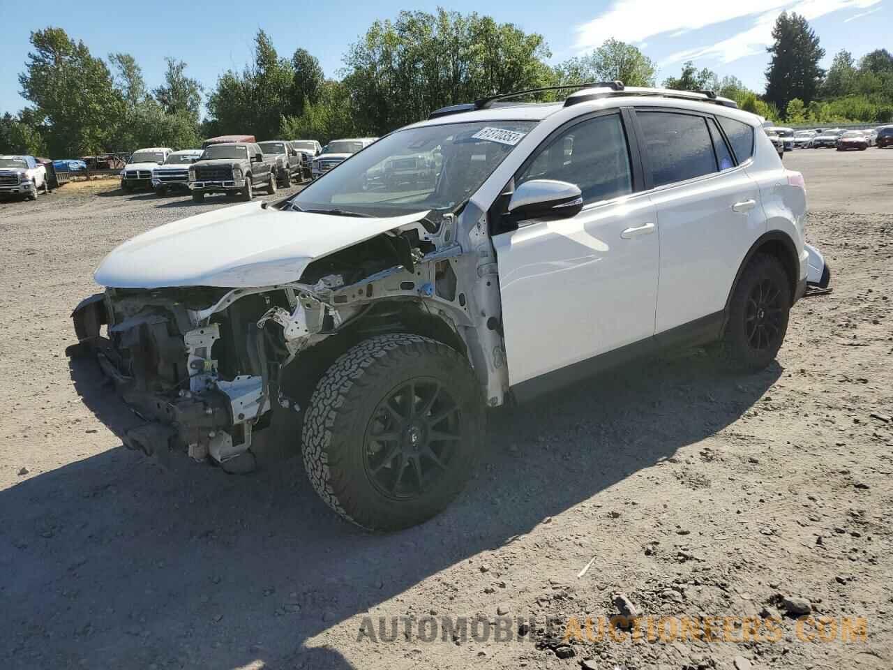 JTMRFREV6HD208824 TOYOTA RAV4 2017