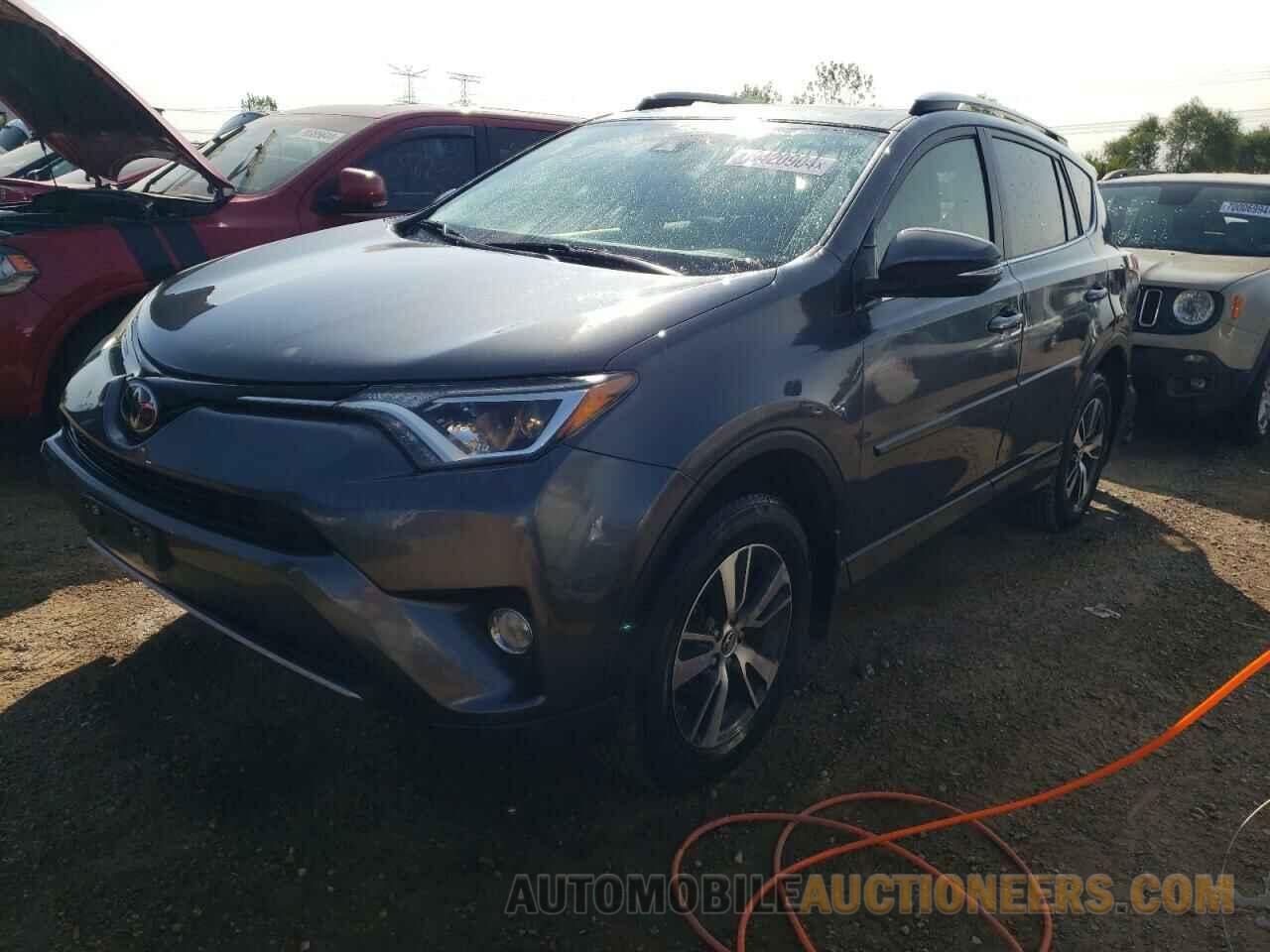 JTMRFREV6HD213750 TOYOTA RAV4 2017