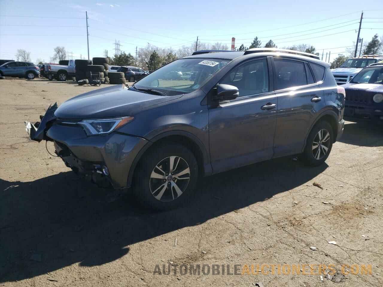 JTMRFREV6HD216339 TOYOTA RAV4 2017