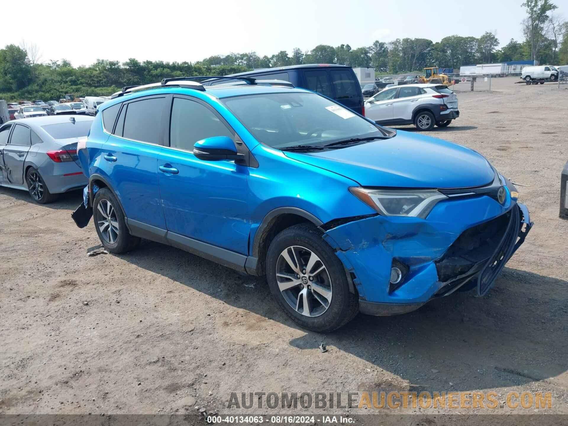 JTMRFREV6HJ105825 TOYOTA RAV4 2017