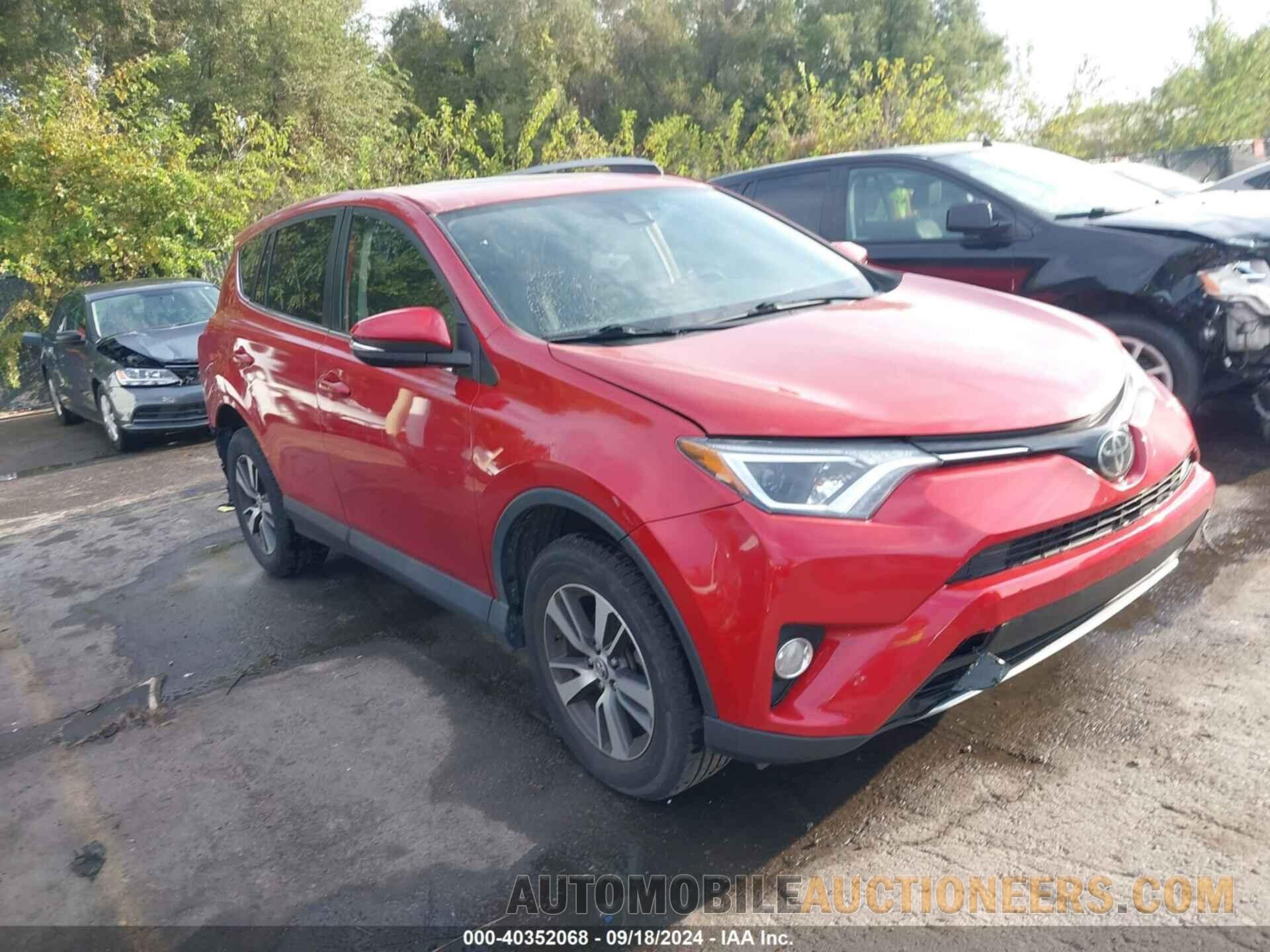 JTMRFREV6HJ124620 TOYOTA RAV4 2017