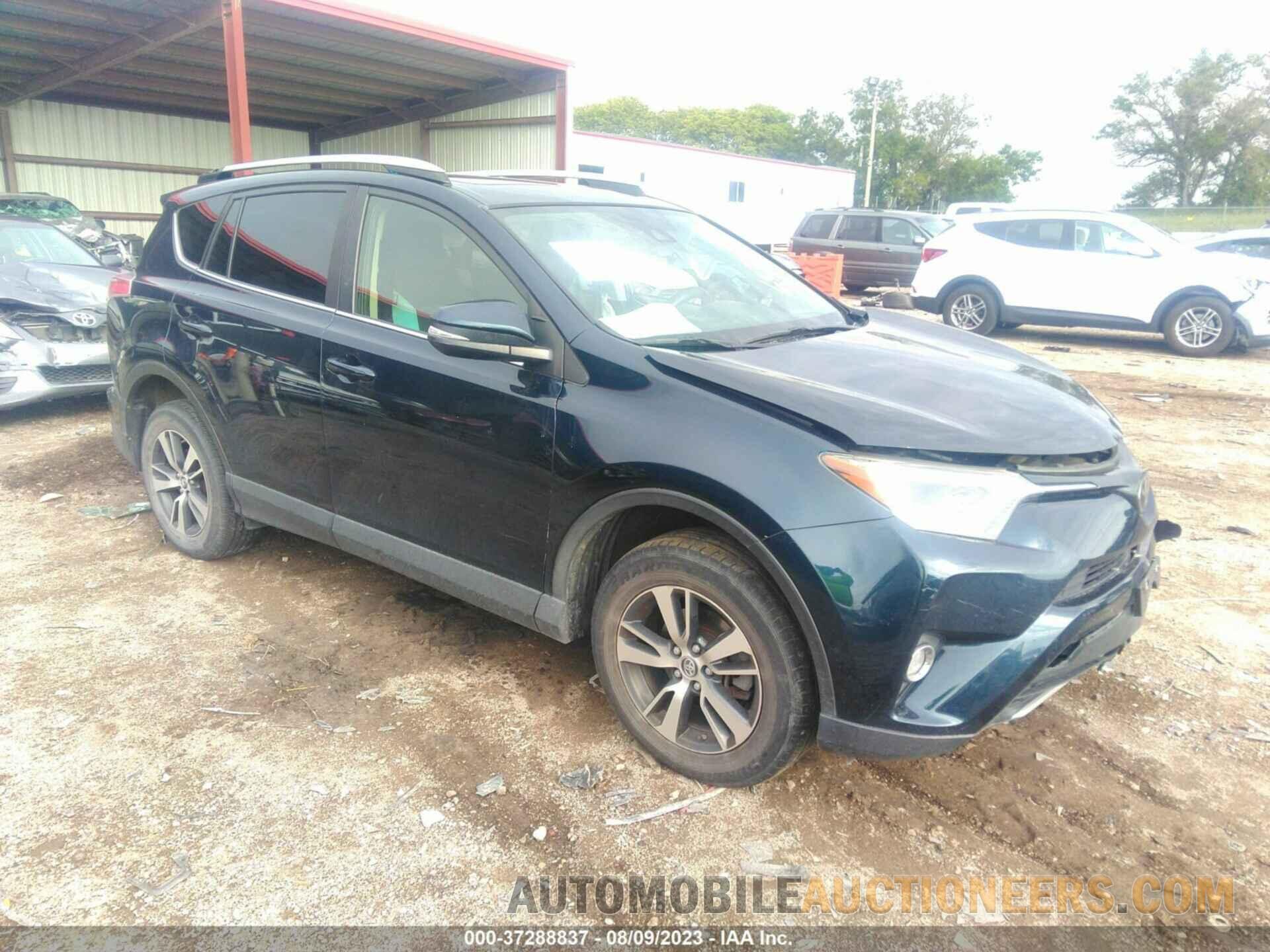 JTMRFREV6HJ135407 TOYOTA RAV4 2017