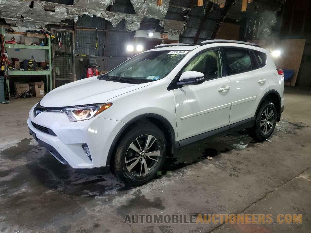 JTMRFREV6JD228383 TOYOTA RAV4 2018