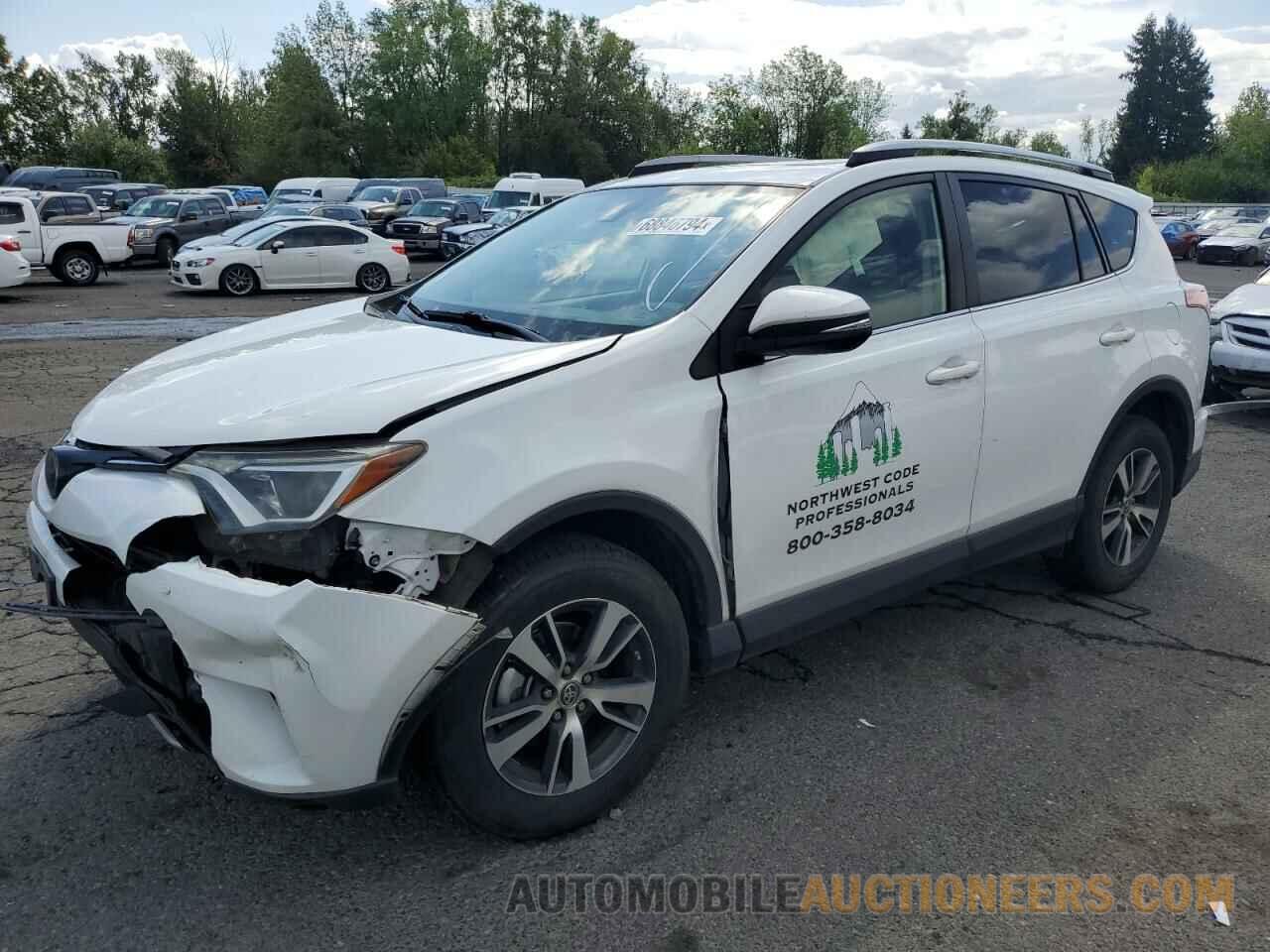 JTMRFREV6JD236810 TOYOTA RAV4 2018