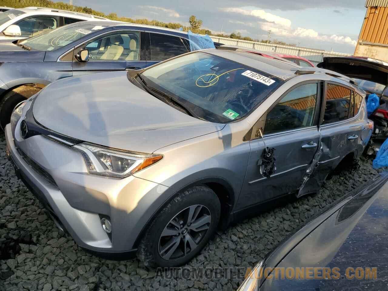 JTMRFREV6JJ199856 TOYOTA RAV4 2018